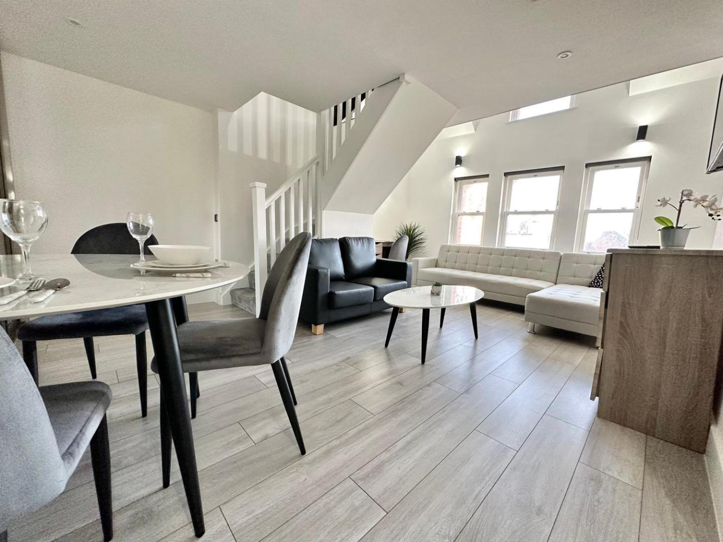 Luxury Duplex City Centre Apartment Leeds  Dış mekan fotoğraf