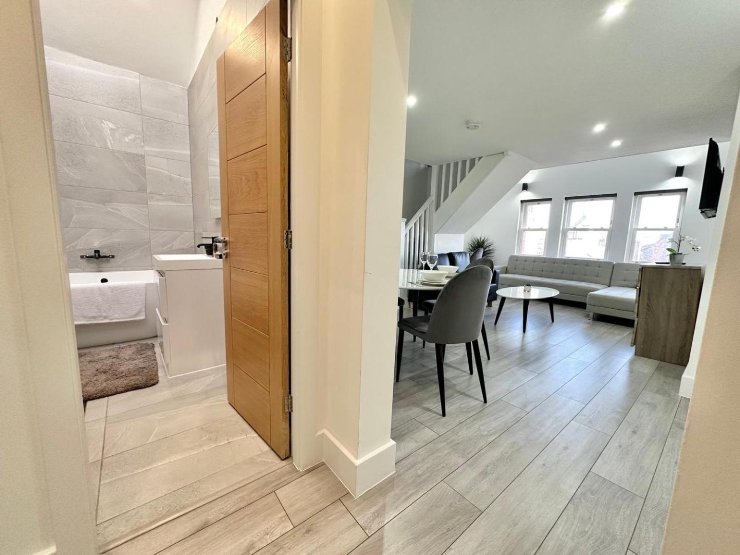 Luxury Duplex City Centre Apartment Leeds  Dış mekan fotoğraf
